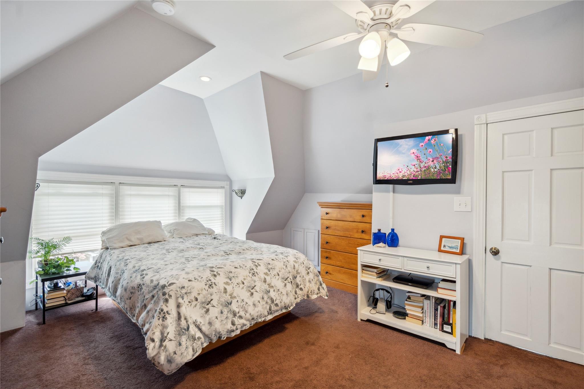 41 Gates Avenue, Malverne, New York image 24