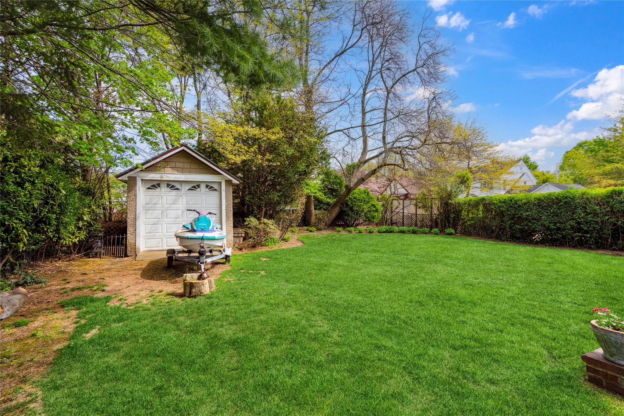 41 Gates Avenue, Malverne, New York image 30