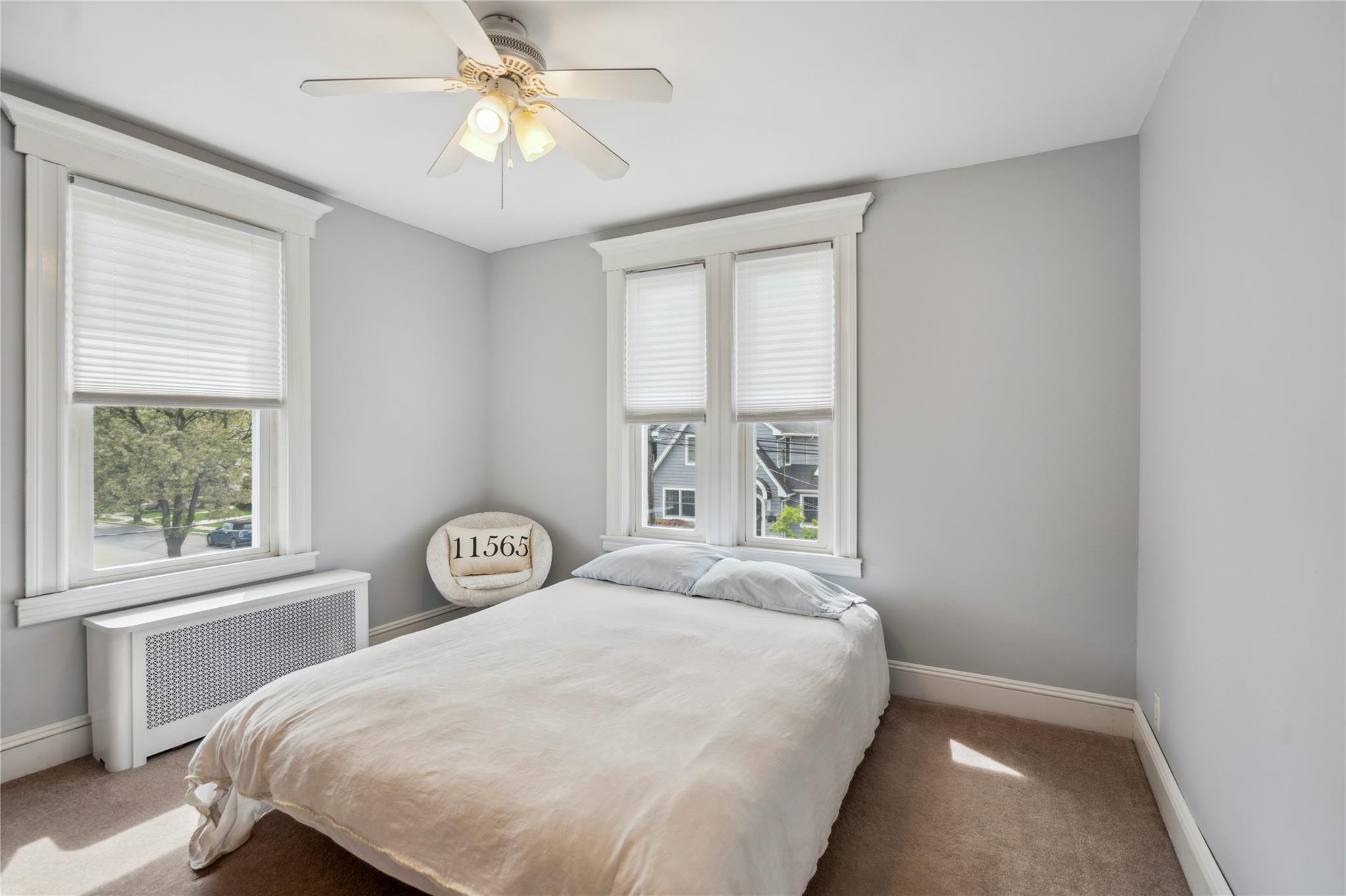 41 Gates Avenue, Malverne, New York image 23