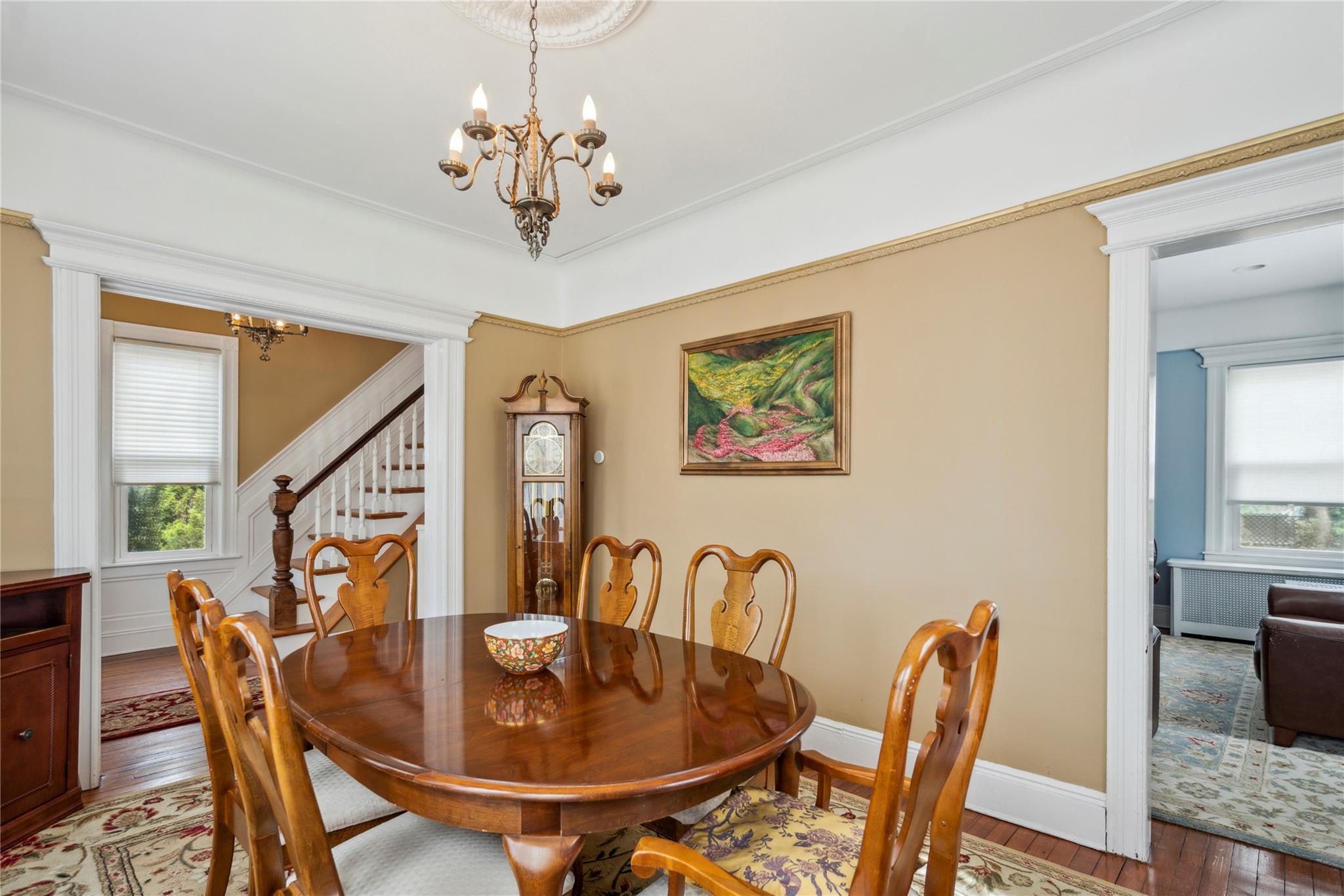 41 Gates Avenue, Malverne, New York image 6