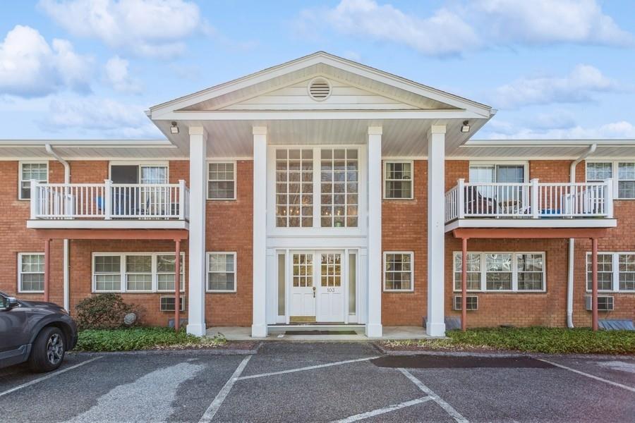 103 Nottingham Road #G, Bedford Hills, New York image 1