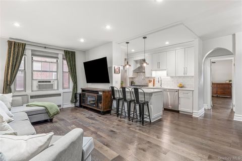 117-01 Park Lane S A1L Kew Gardens NY 11415