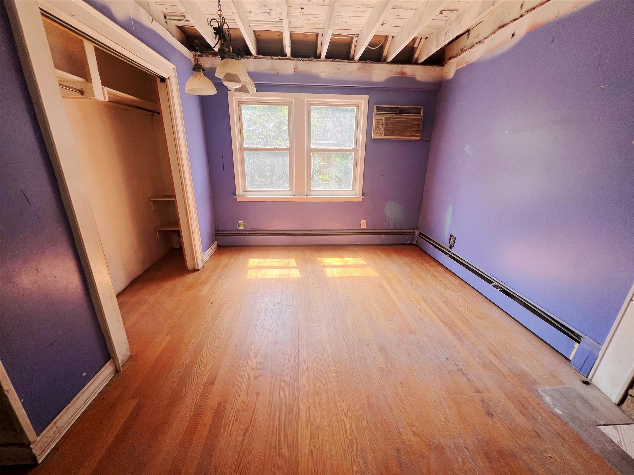 8 Ludlam Street, Huntington Station, New York image 12