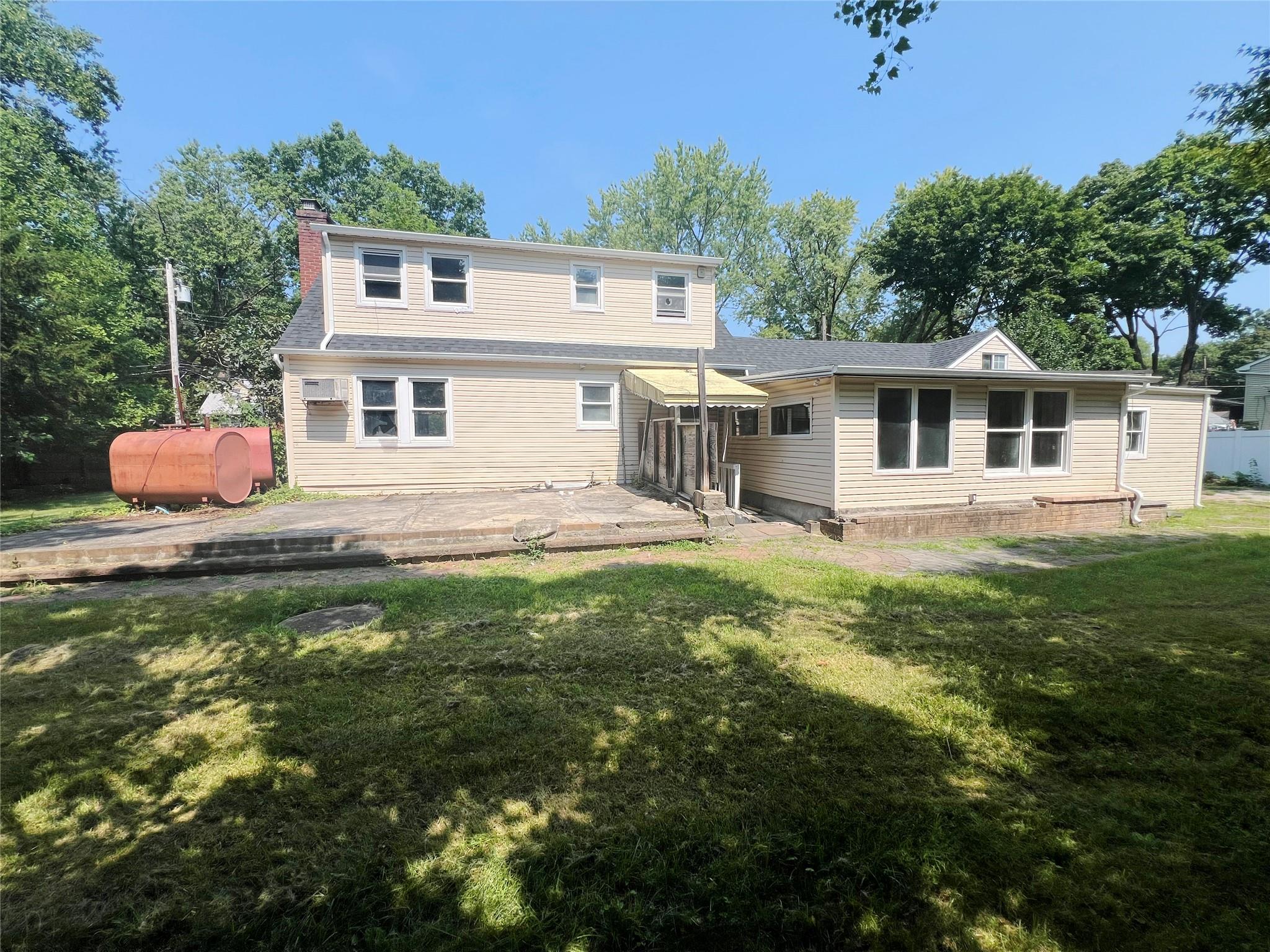 8 Ludlam Street, Huntington Station, New York image 1