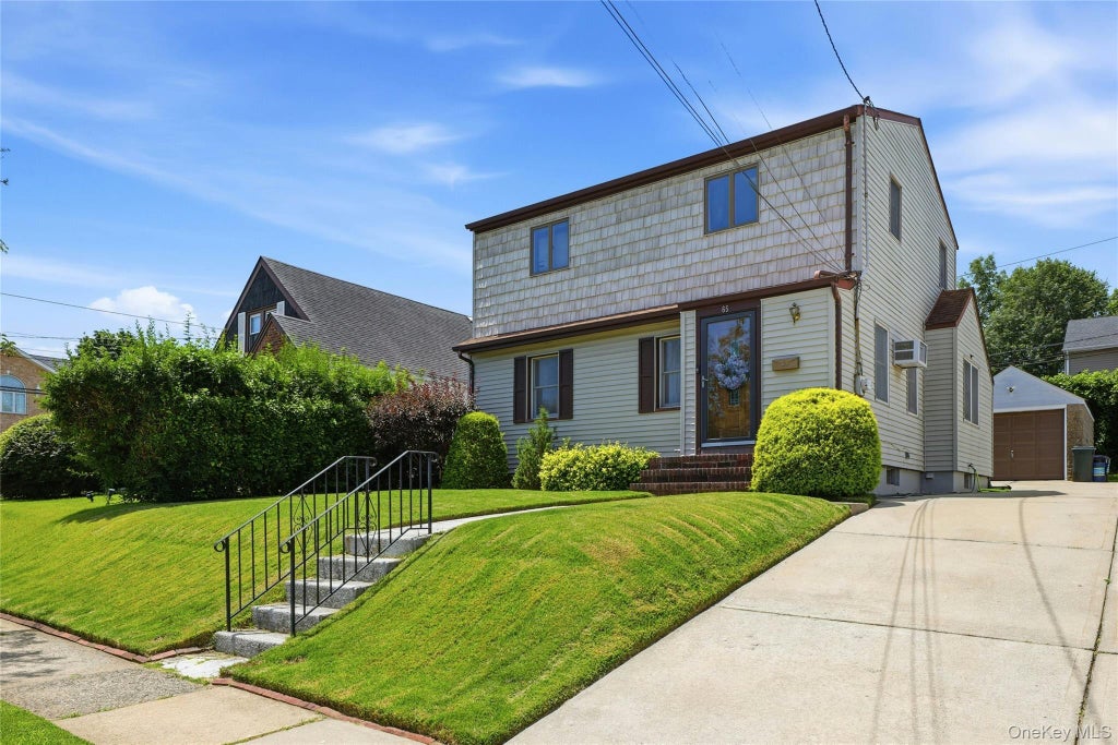 Photo of 65 Moore Street, New Hyde Park, NY 11040 (MLS # 1019743)