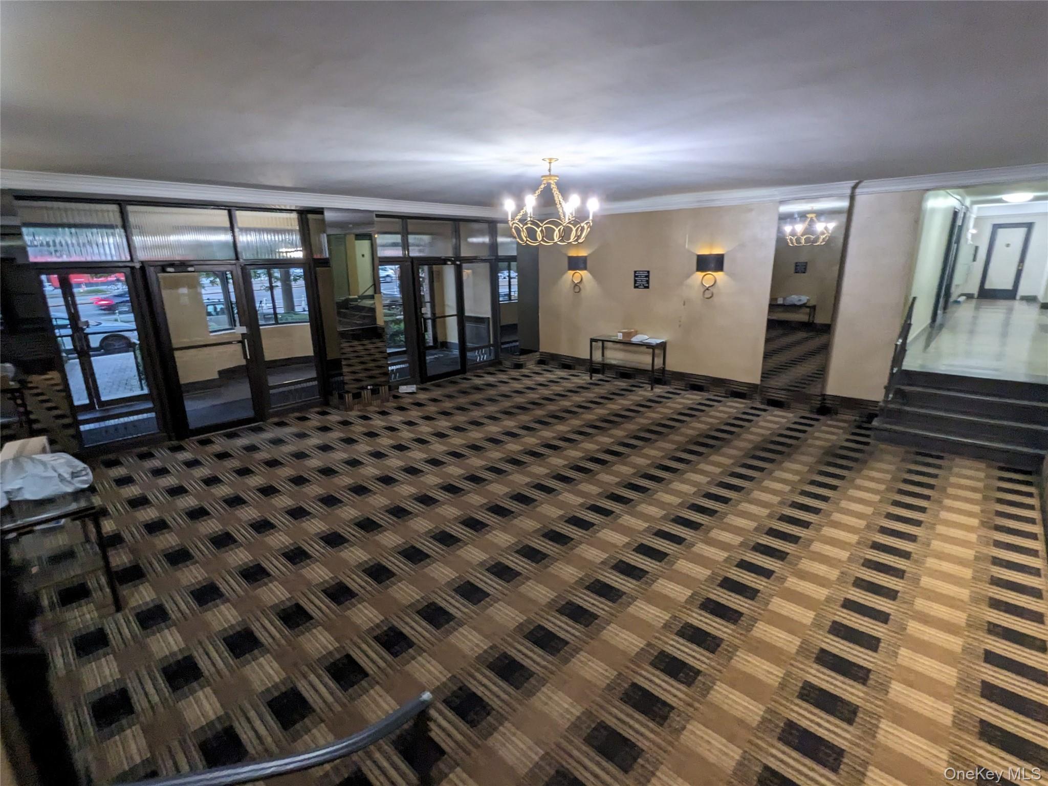 98-76 Queens boulevard 5 N