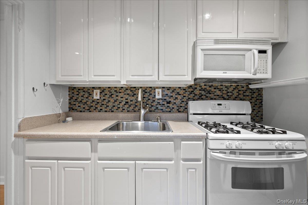485 Bronx River Road A23