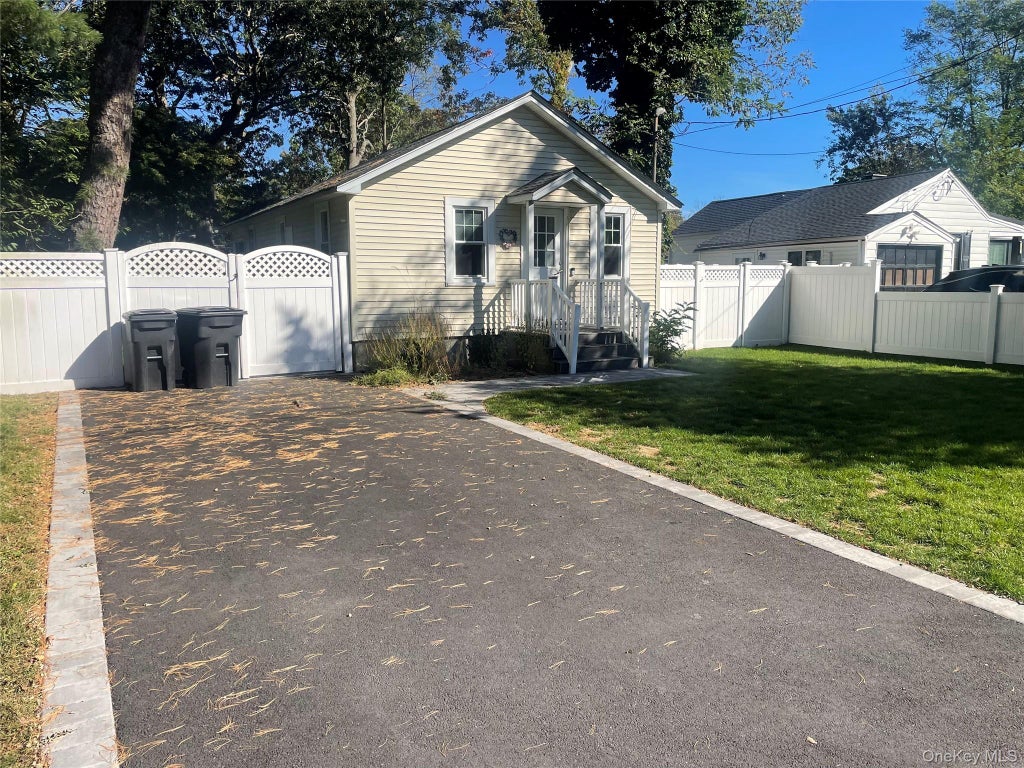 Photo of 195 McKinley DR, Mastic Beach, NY 11951 (MLS # 1064488)