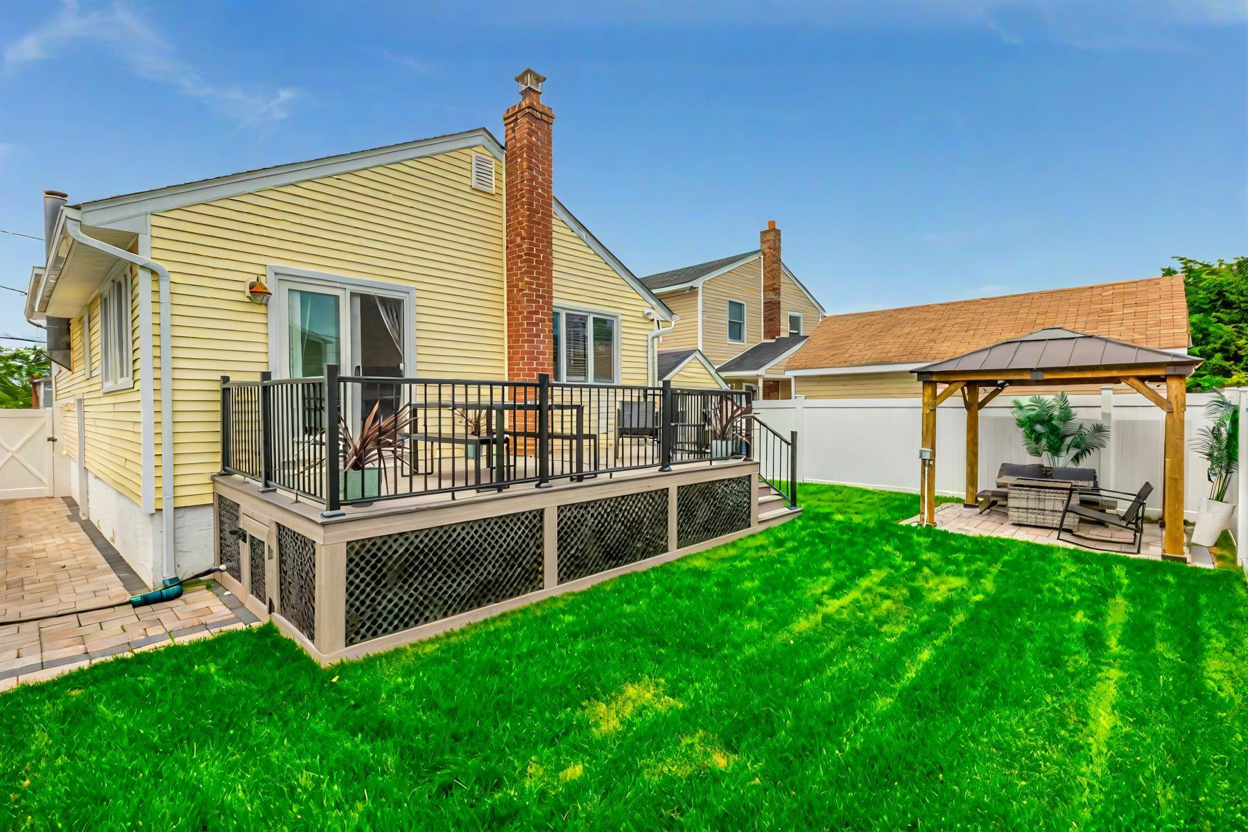 29 Mckinley Avenue, Lindenhurst, New York image 21
