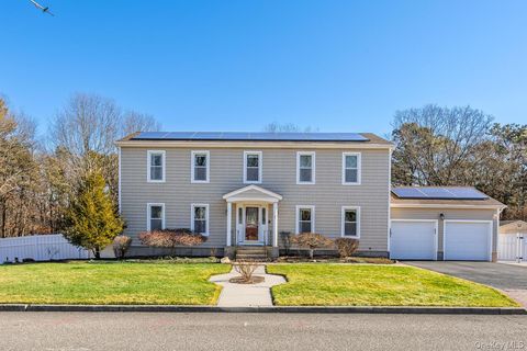 Photo of 123 9th Avenue, Holtsville, NY 11742 (MLS # 961059)