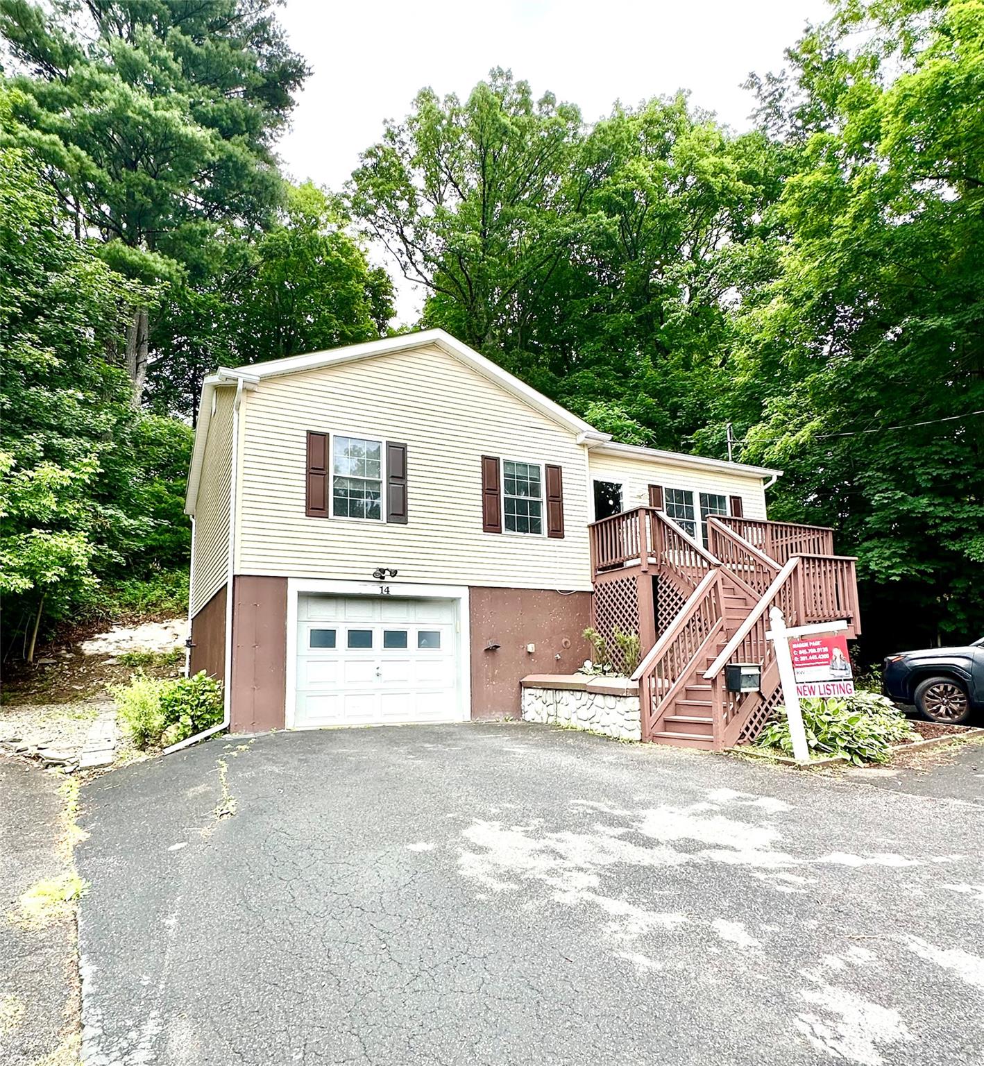 Property for Sale at Farrelly Street, Kingston, New York - Bedrooms: 3 
Bathrooms: 2 
Rooms: 7  - $399,000