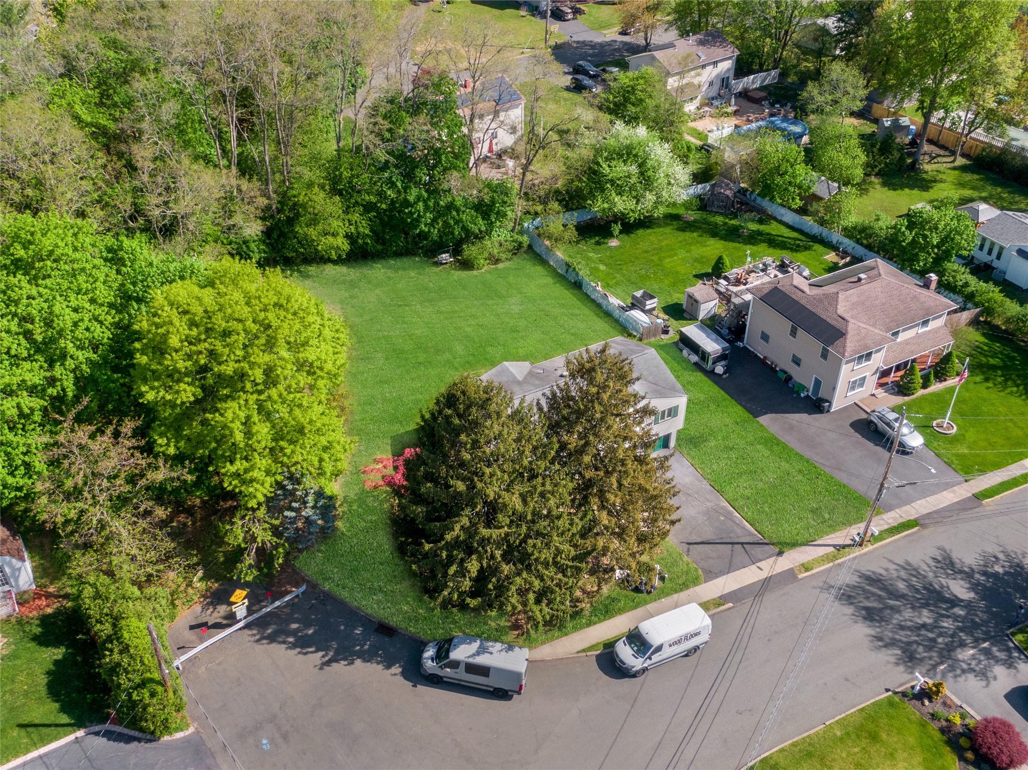63 Rolfe Pl, Pearl River, New York image 4