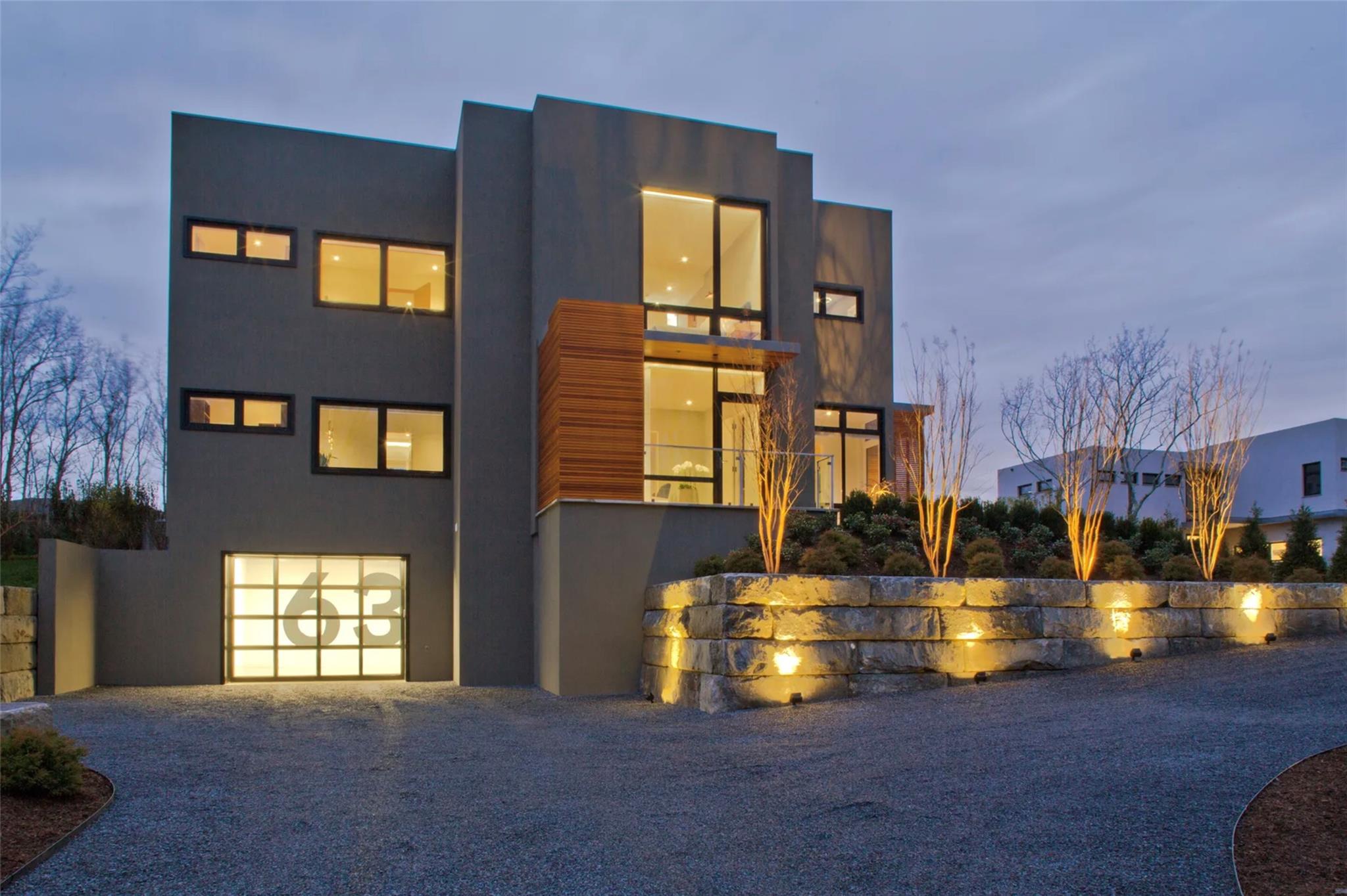 63 Highview Drive