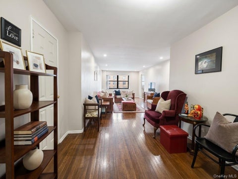 Photo of 9430 60th Avenue #5D, Elmhurst, NY 11373 (MLS # 1051995)