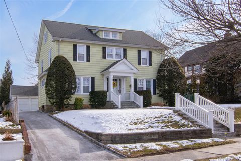 Homes For Sale - 112 AKA 110 Buckingham Road<br/> Yonkers, NY 10701