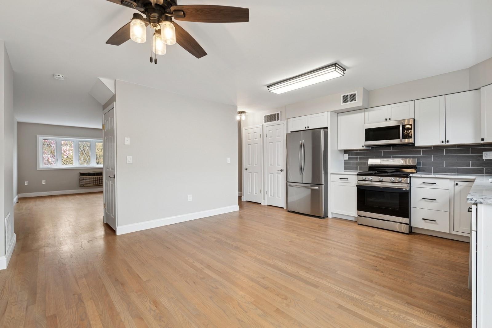 2665 Harding Ave Ave, Bronx, New York image 11