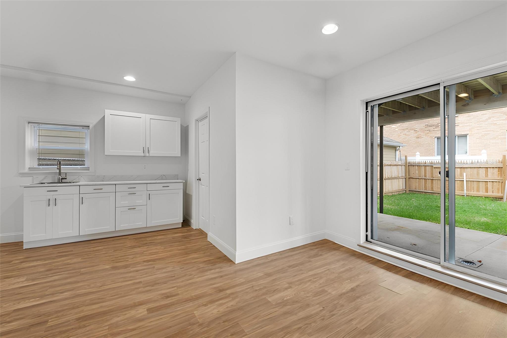 2665 Harding Ave Ave, Bronx, New York image 27