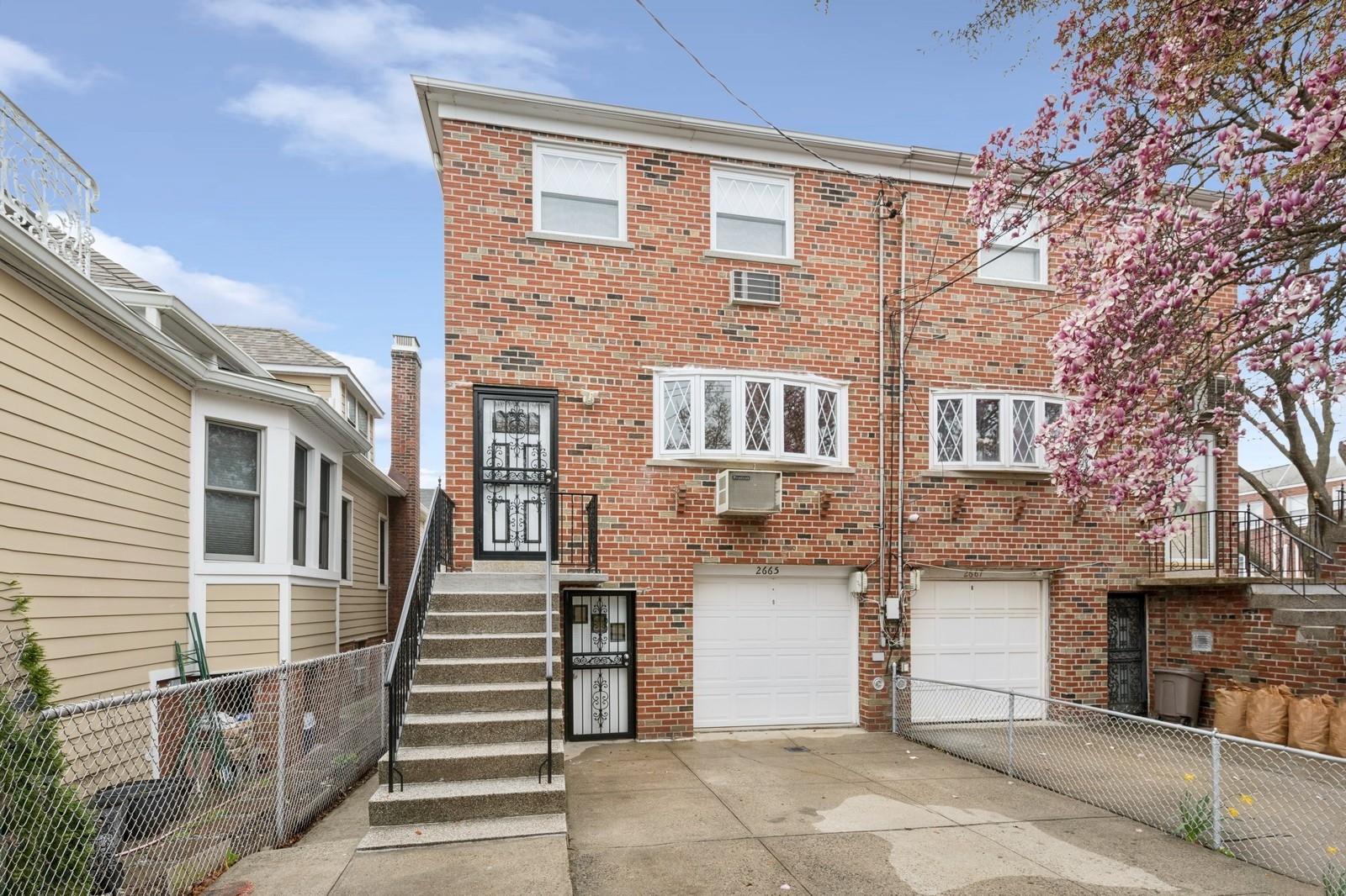Property for Sale at Harding Ave Ave, Bronx, New York - Bedrooms: 3 
Bathrooms: 2 
Rooms: 11  - $848,000