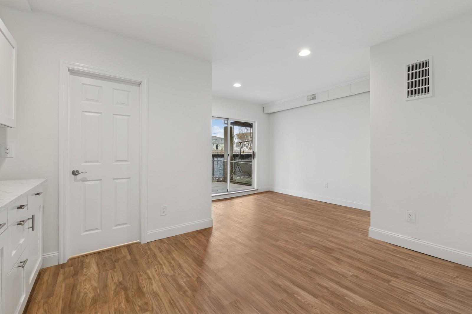 2665 Harding Ave Ave, Bronx, New York image 29