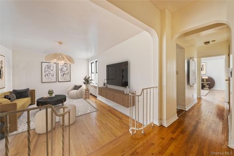 Homes For Sale - 1200 Woodycrest Ave Ave #3E<br/> Bronx, NY 10452