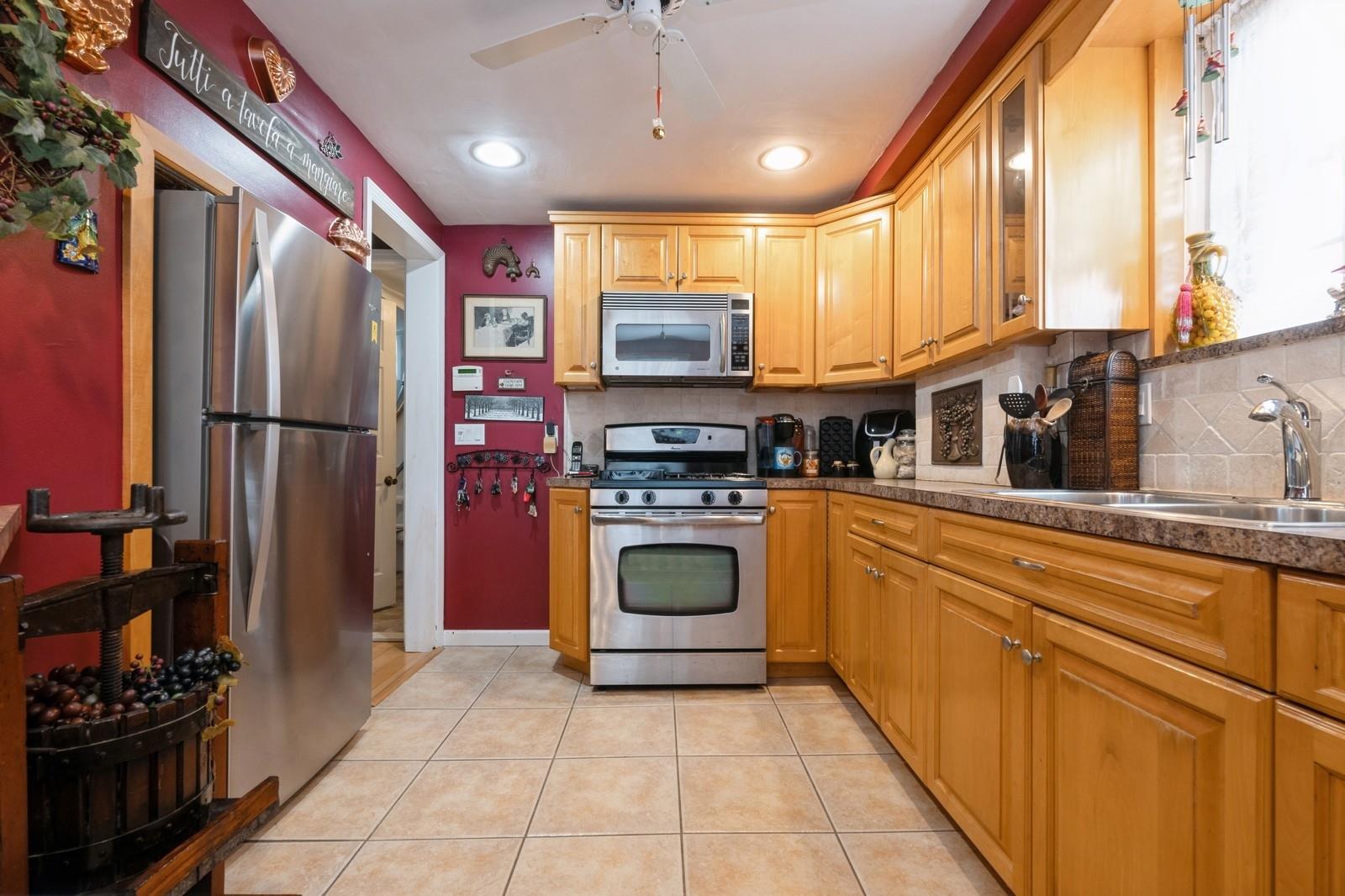 3 Terrace Place, Glen Cove, New York image 10