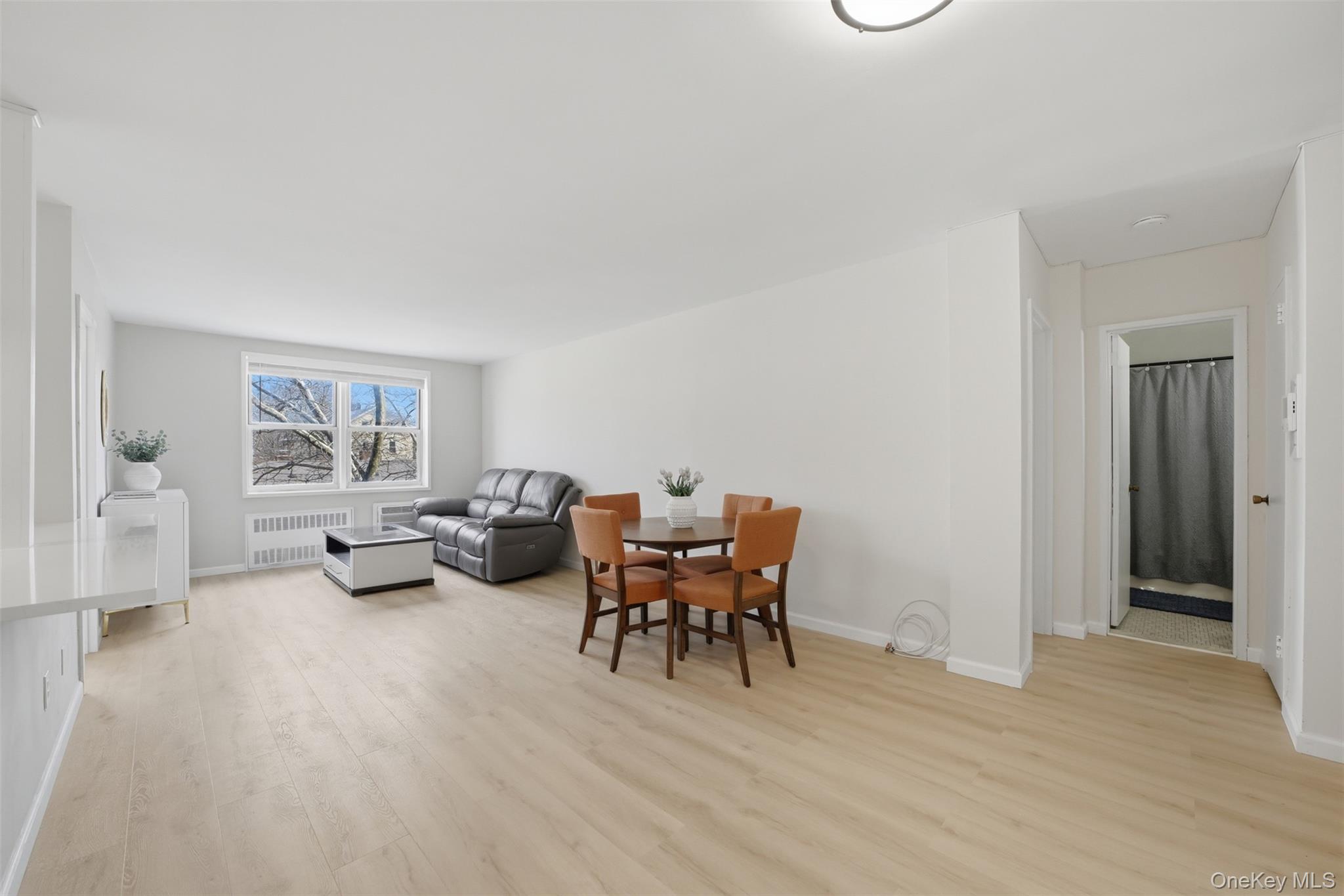 600 Locust Street 5F