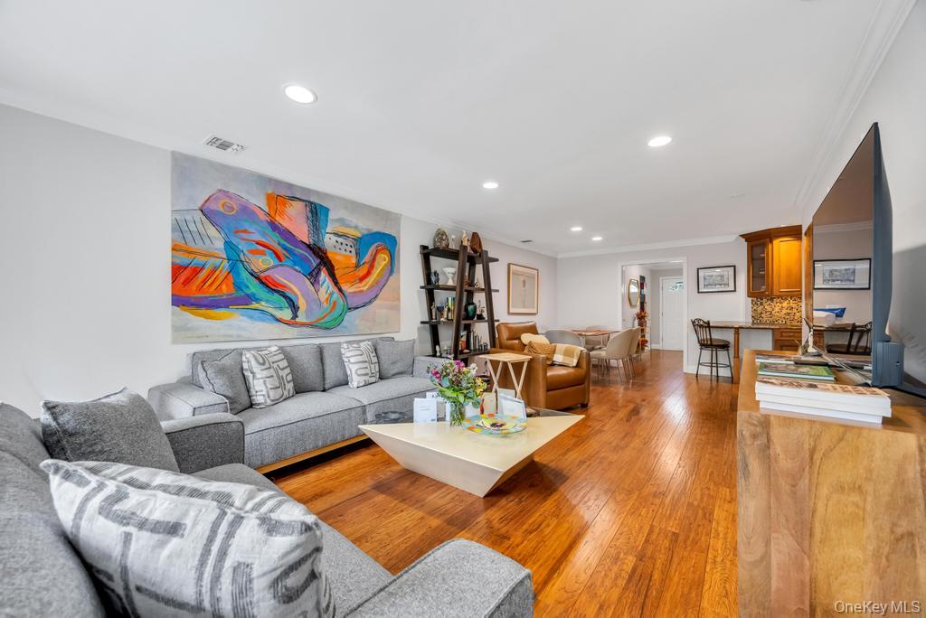 1153 Savoy Drive