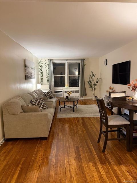 41-67 Judge Street L3 Elmhurst NY 11373