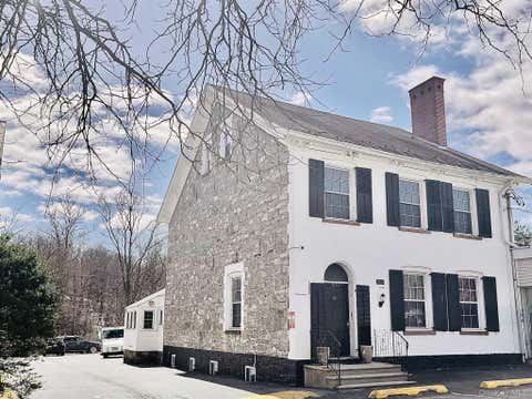 Apartment For Rent - 1612 Main Street #3<br/> Dutchess County, Pleasant Valley, NY 12569