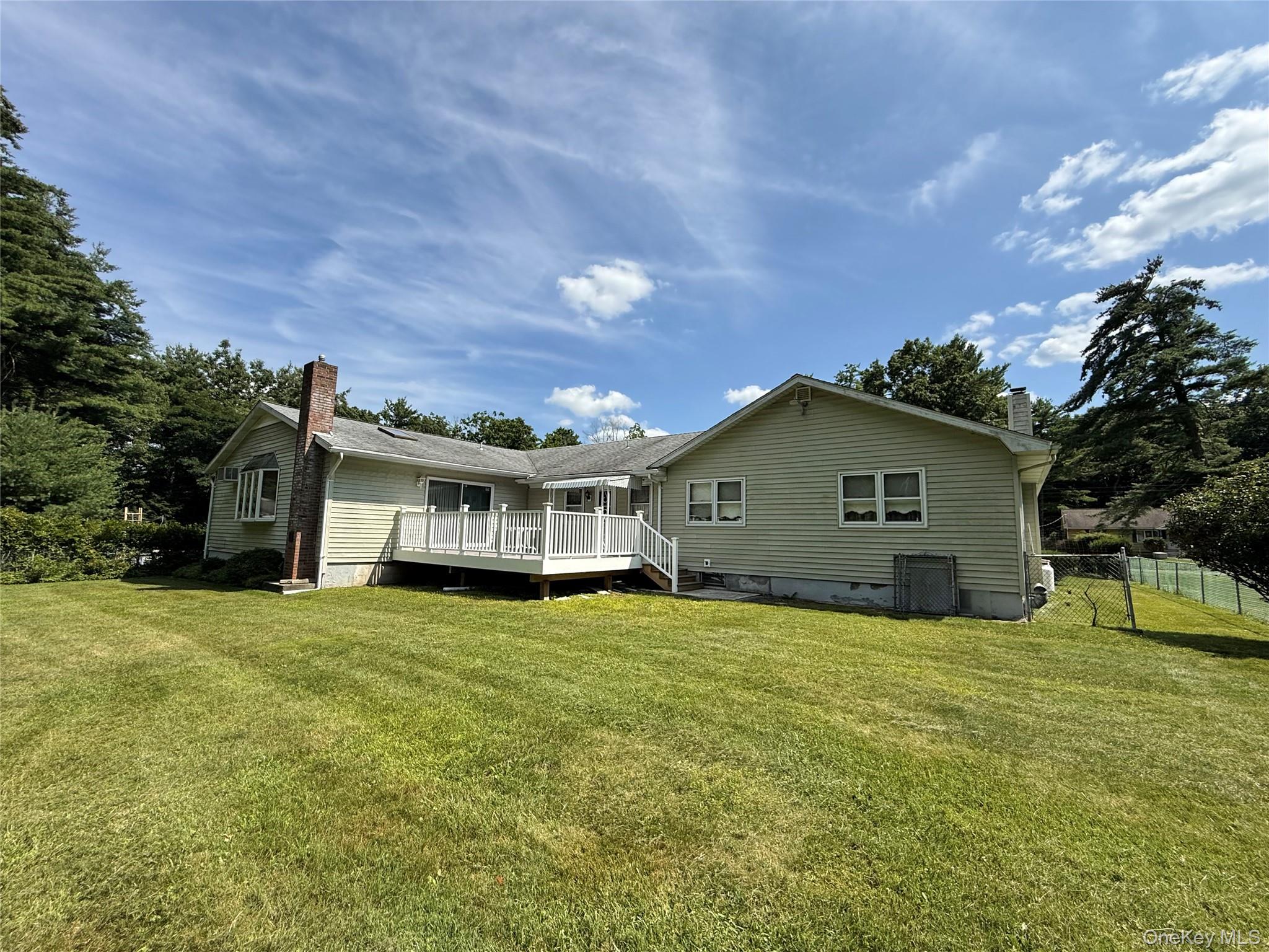 492 White Road