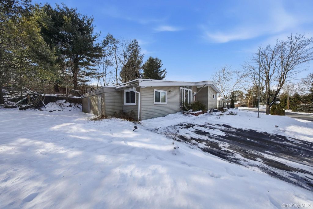 Photo of 55 Straight Path, Rock Hill, NY 12775 (MLS # 942382)