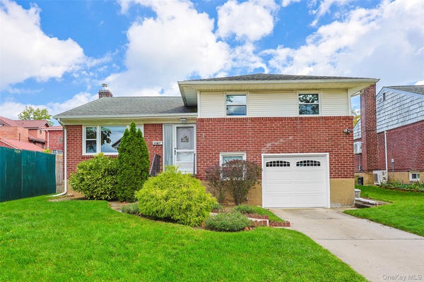 6019 246TH PL, LITTLE NECK, NY 11362 - Image b12cdc8bb9467165e7cb1d5eff3a352d/1931196261