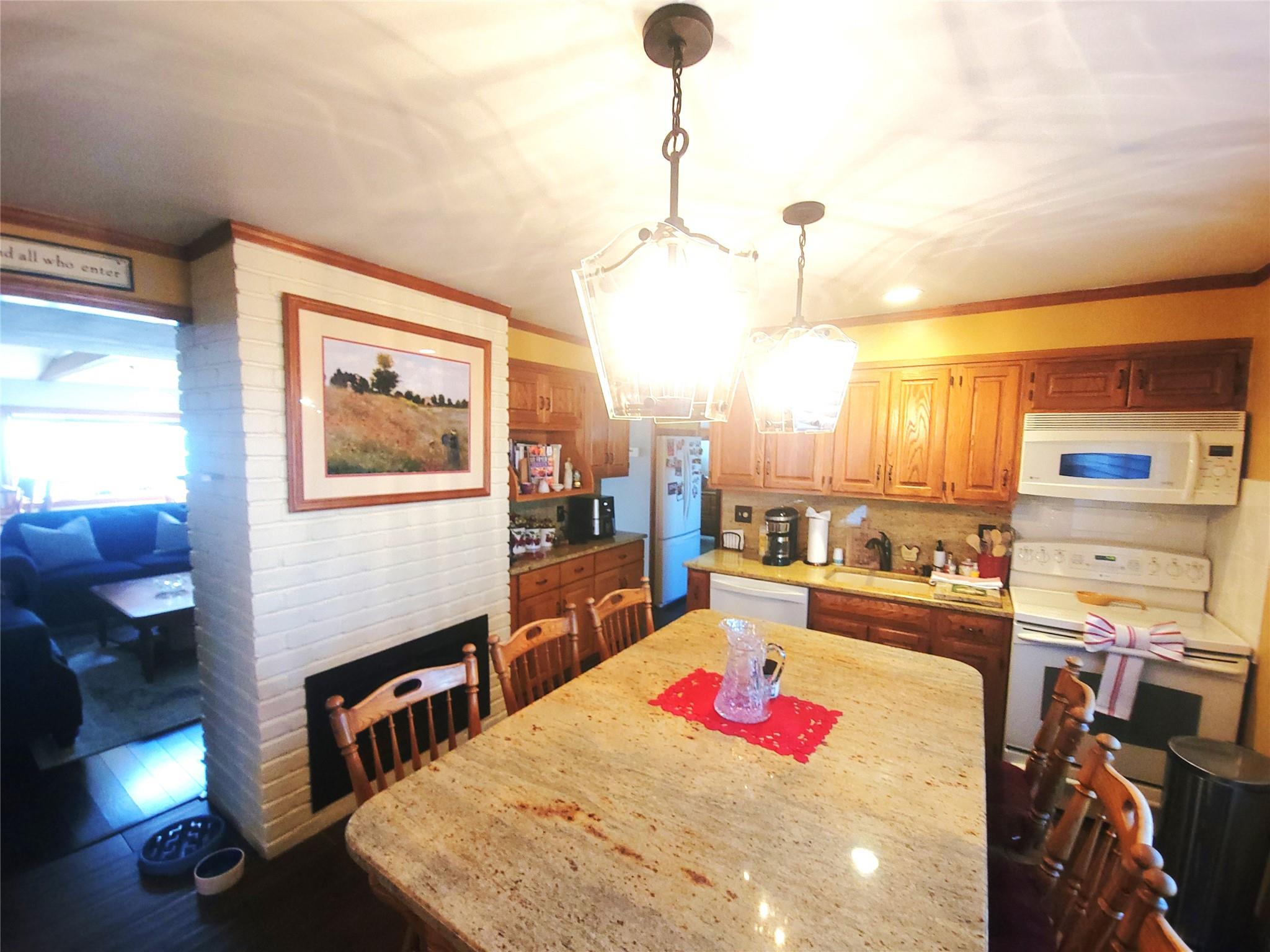 18 Apollo Lane, Hicksville, New York image 24