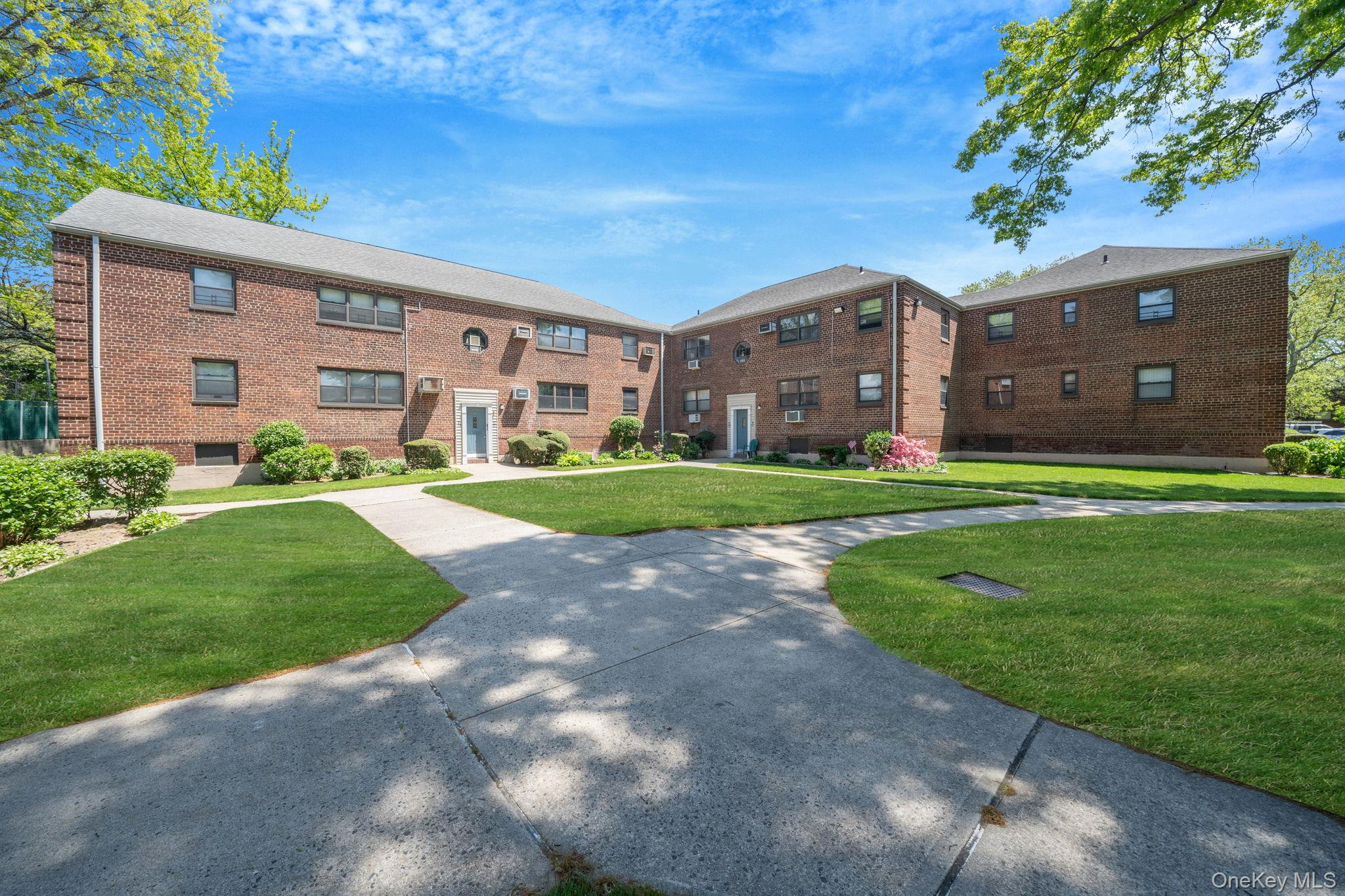 9137 153 Avenue 1 - Photo 2