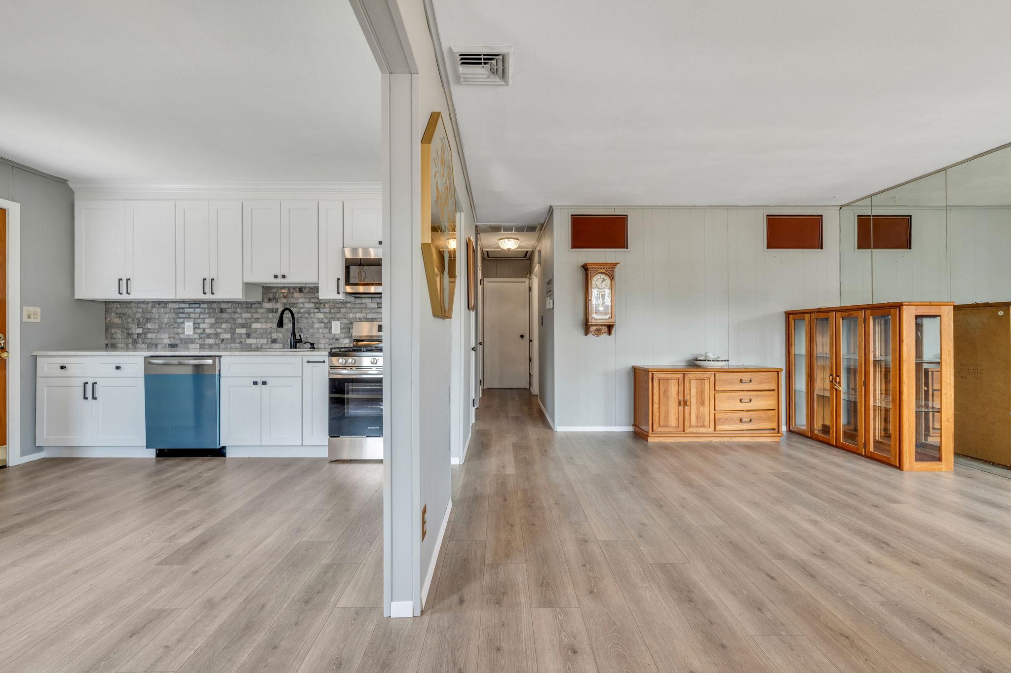187 Islip Boulevard, Islip, New York image 18