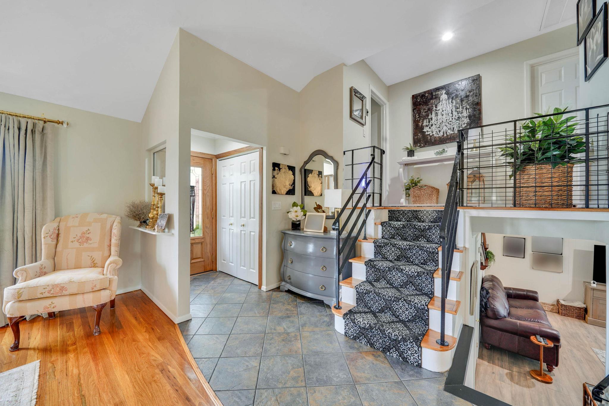 282 N Nassau Ave, Massapequa, New York image 8