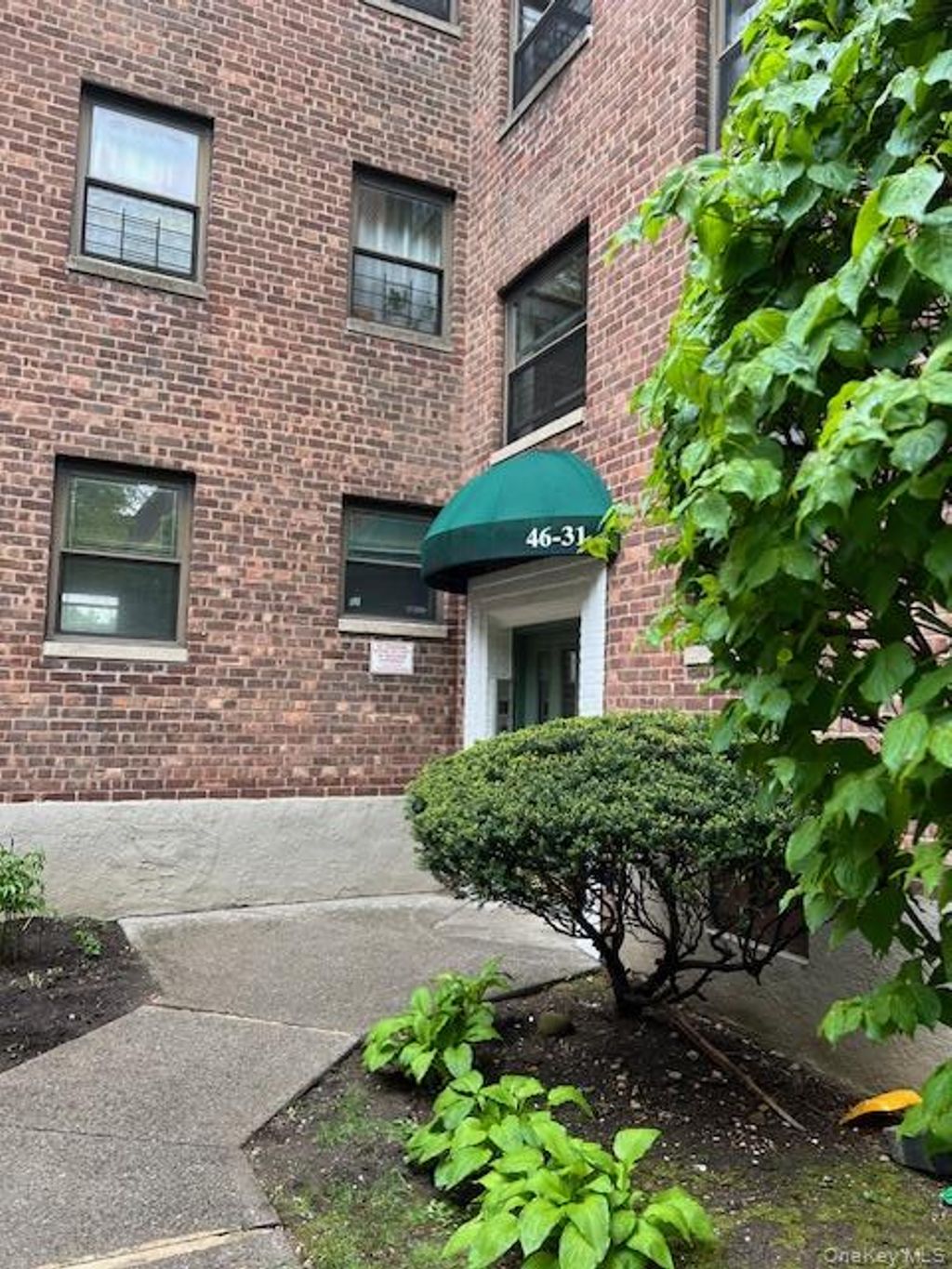 Photo of 46-31 215th Place #2C, Bayside, NY 11361 (MLS # 994474)