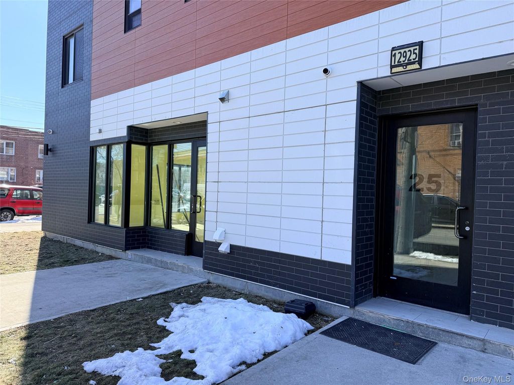 Photo of 129-23 101st Avenue, Richmond Hill S., NY 11419 (MLS # 965564)