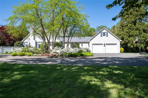 11 Morgan Lane Locust Valley NY 11560