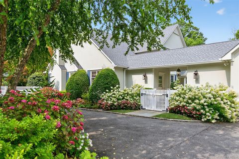 11 Morgan Lane Locust Valley NY 11560