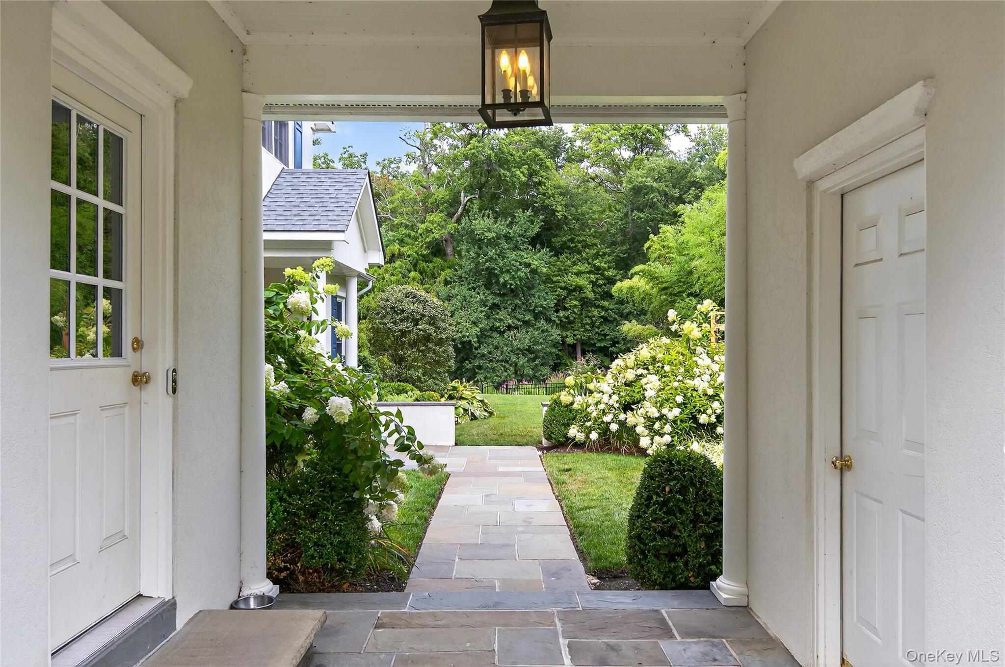 11 Morgan Lane