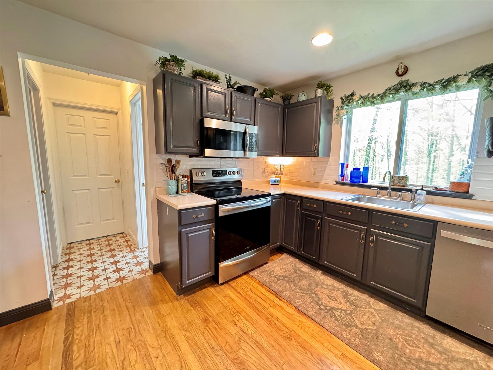 354 Plutarch Road