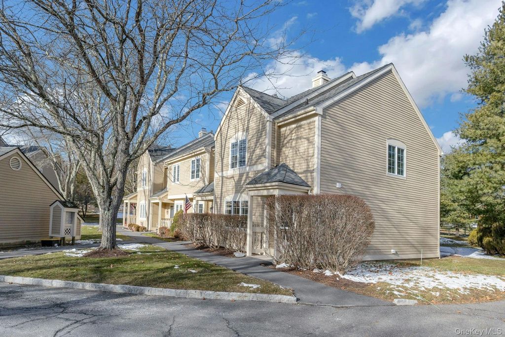 Photo of 1503 Nutmeg Drive, Carmel, NY 10512 (MLS # 943007)