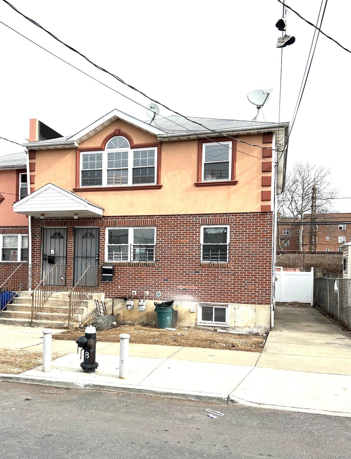 157th Street, Jamaica, Queens, NY - 6 Bedrooms  
2 Bathrooms - 