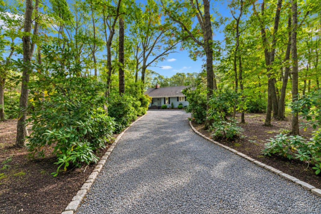 Photo of 14 N Quarter Road, Westhampton, NY 11977 (MLS # 1063425)
