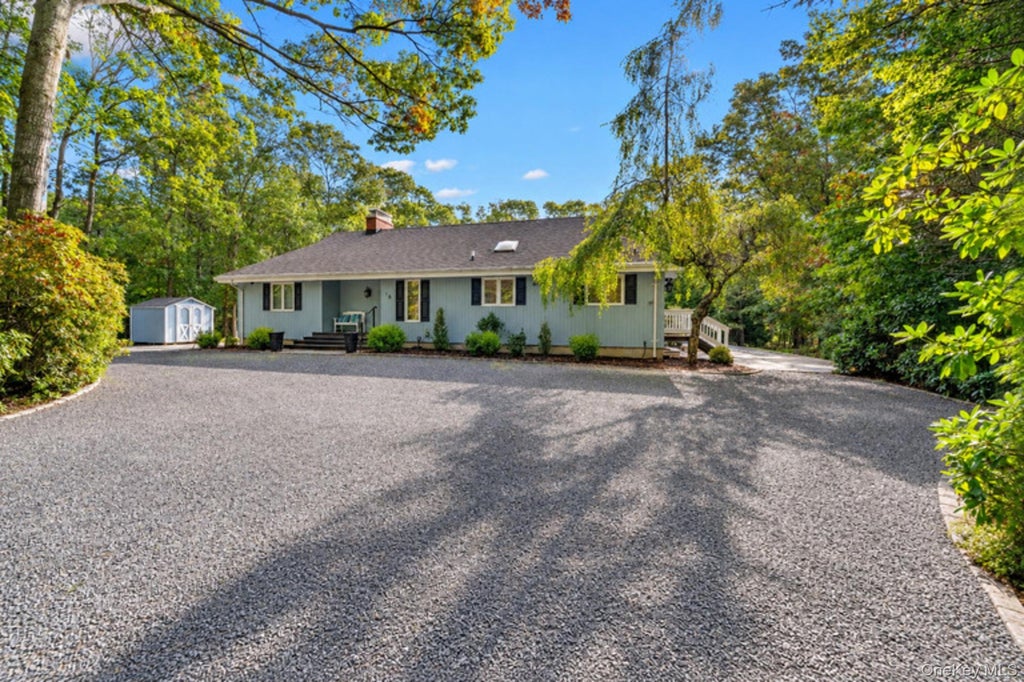 Photo of 14 N Quarter Road, Westhampton, NY 11977 (MLS # 1063425)