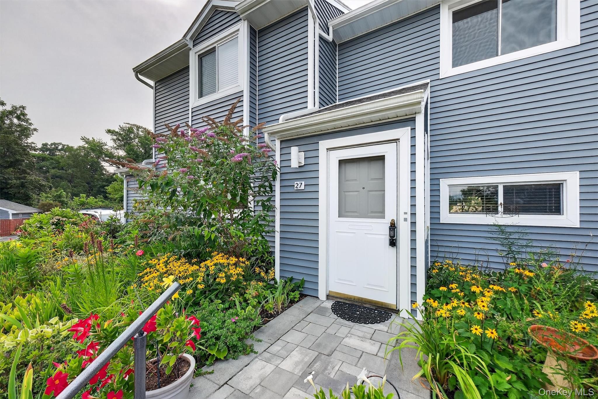 Peekskill, New York 10566, United States, 2 Bedrooms Bedrooms, ,2 BathroomsBathrooms,Residential,Active,181592