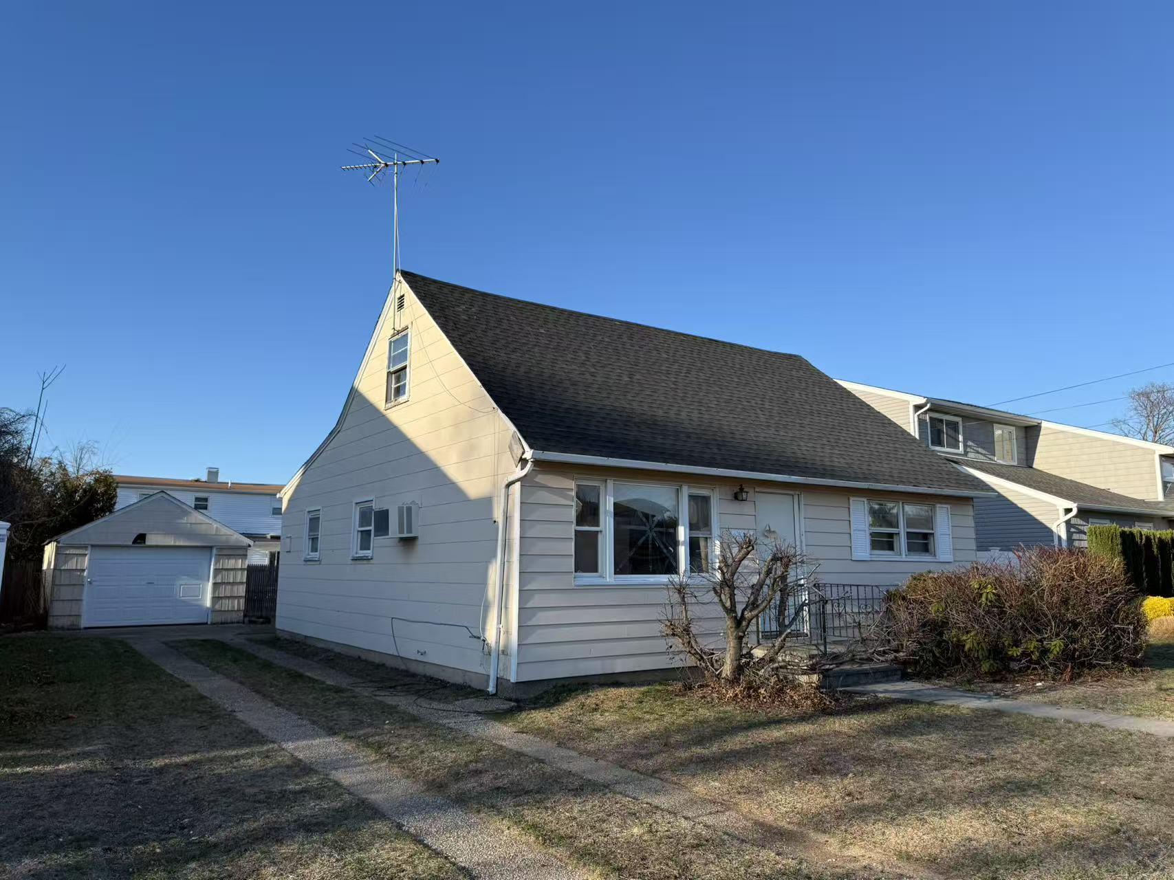 326 Moore Avenue, Oceanside, New York image 4