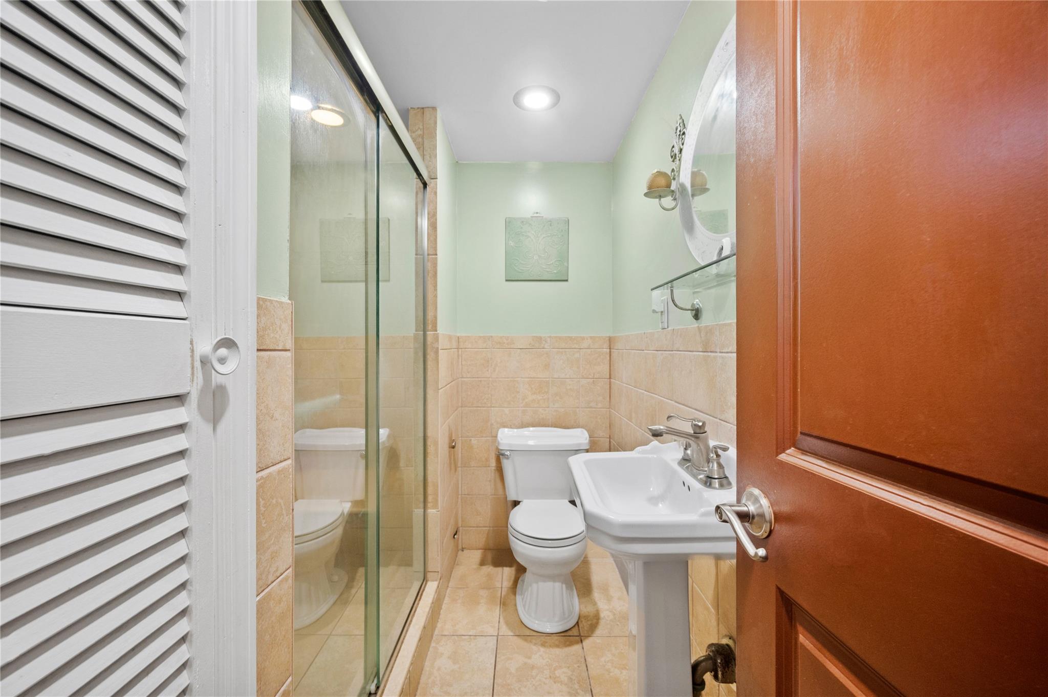 178 Prospect Place, Bay Shore, New York image 28