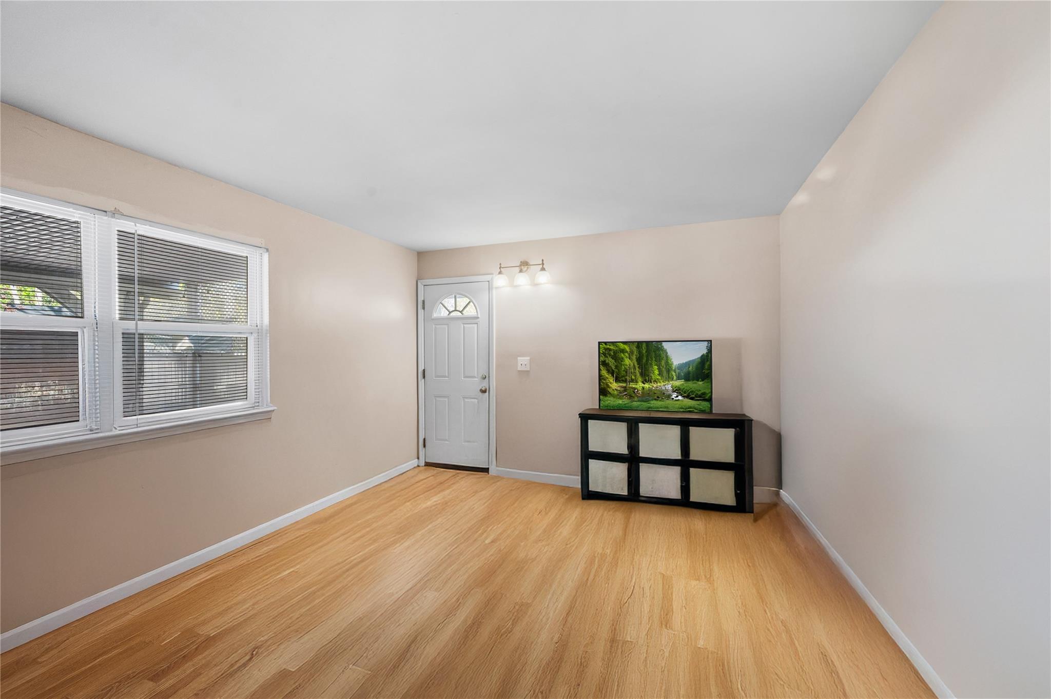 178 Prospect Place, Bay Shore, New York image 21